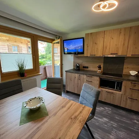 Gaestehaus Alpengruss Apartment Mayrhofen